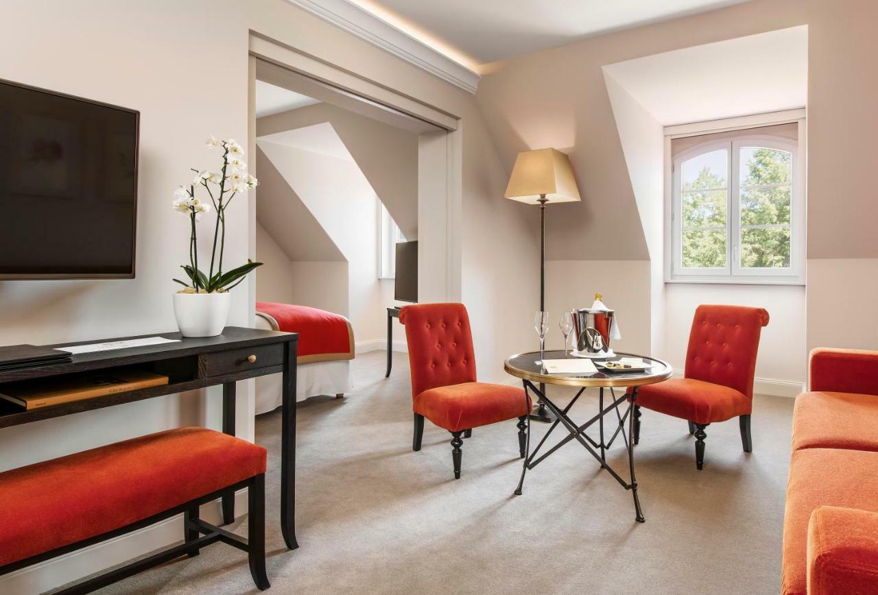 Montluçon Chateau Saint-Jean, Relais & Chateaux מראה חיצוני תמונה
