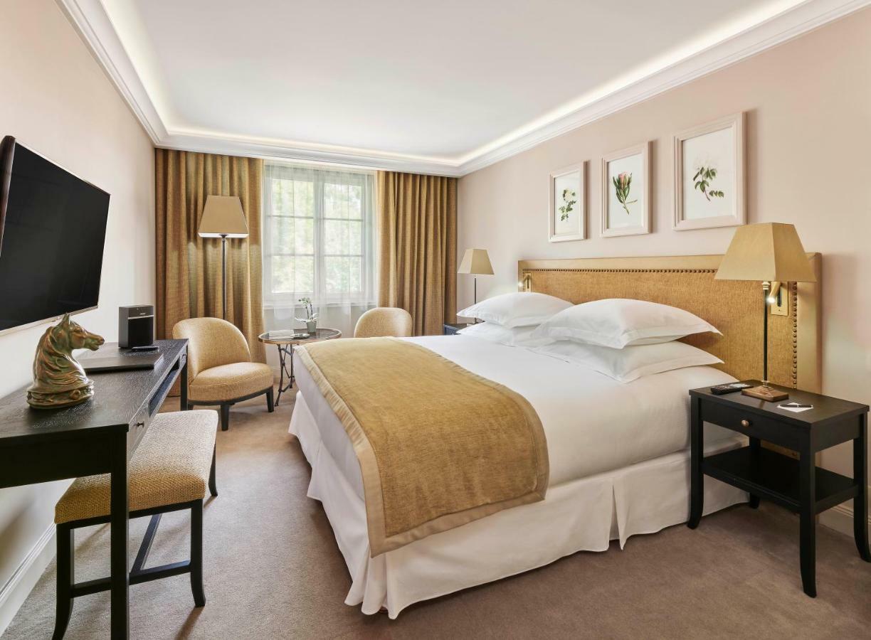 Montluçon Chateau Saint-Jean, Relais & Chateaux מראה חיצוני תמונה