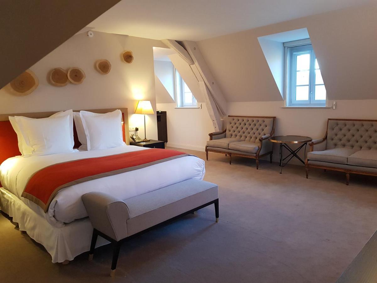 Montluçon Chateau Saint-Jean, Relais & Chateaux מראה חיצוני תמונה